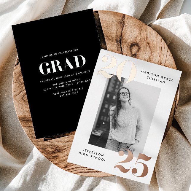 Invitation En Aluminium Classe Bold de 2025 Rose Gold Photo Graduation (Créateur téléchargé)