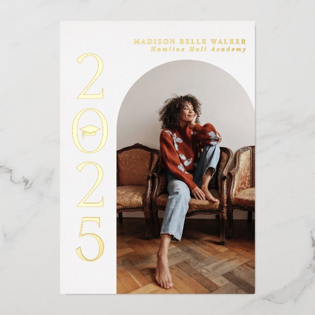 Invitation En Aluminium Classe de 2025 White Arch Frame Graduation (Recto)
