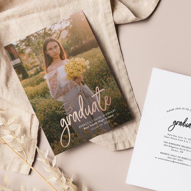 Invitation En Aluminium Diplômé 2024 Rose moderne Gold Photo Graduation (Graduation Party Rose Gold Foil Photo Invitation)