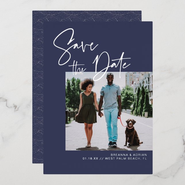 Invitation En Aluminium Écriture stylée | Photo de mariage Navy & Argent (Recto/Verso)