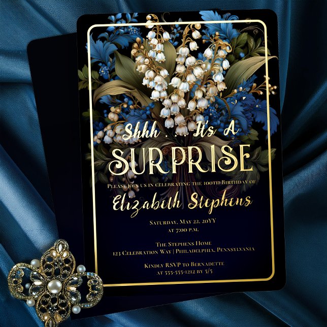 Invitation En Aluminium Elégant baroque Floral Surprise 100e anniversaire (Elegant Baroque Style Dark Moody Blue | White Floral SURPRISE 100th Birthday Party Gold Foil Invite)