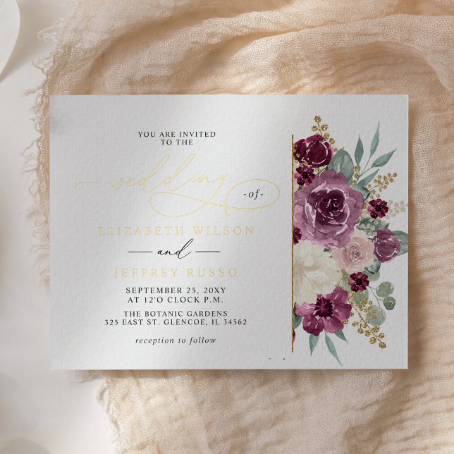 Invitation En Aluminium Élégant moderne Plum or Botanique Mariage floral (Elegant Modern Plum Gold Botanical Floral Wedding Foil Invitation)