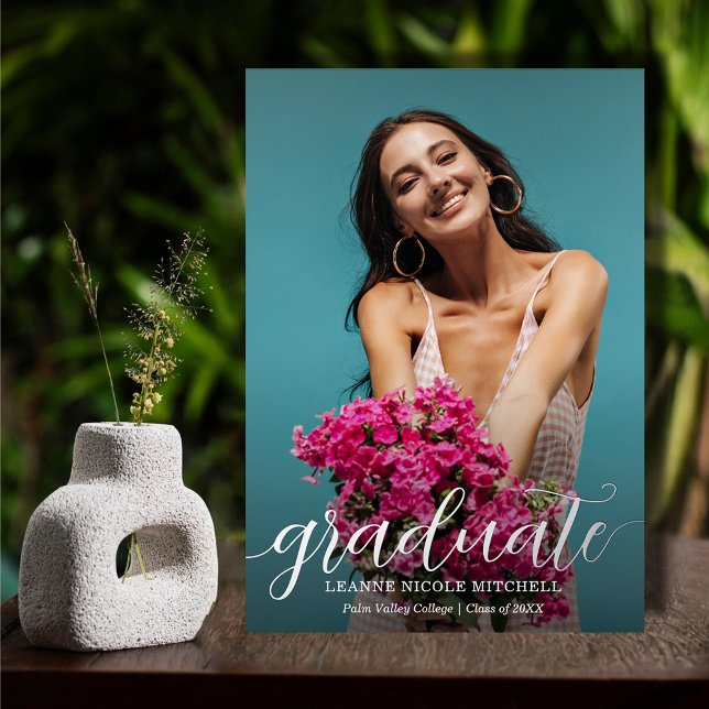 Invitation En Aluminium Élégant Script Photo Graduation Argent (Elegant script graduation REAL silver foil party invitations with your party details on the back)