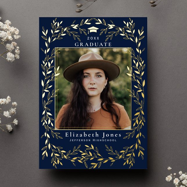 Invitation En Aluminium Élégante feuille d'or Wreath Graduation Photo Pile (Créateur téléchargé)
