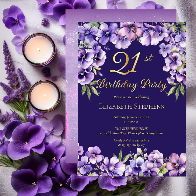 Invitation En Aluminium Élégante Violette violette Florale 21e fête d'anni (Elegant Purple Violets Floral 21st Birthday Party Gold Foil Invitation)