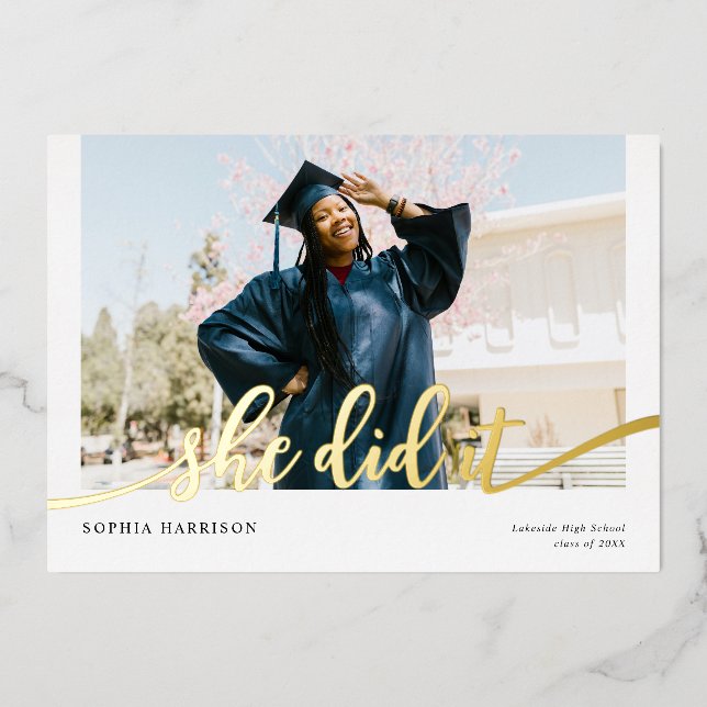 Invitation En Aluminium Elle l'a fait Moderne Photo Graduation (Recto)