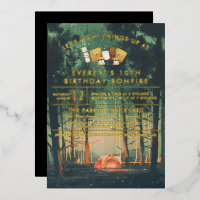 Fête d'anniversaire pour un feu de camp avec des S