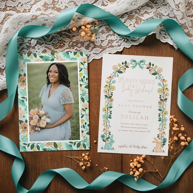 Invitation En Aluminium Fleur sauvage de printemps Easter Bunny Baby showe (Spring Wildflower Easter Bunny Baby Shower Bow Foil Invitation)