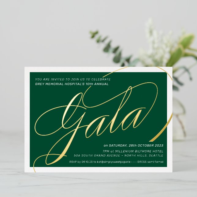 Invitation En Aluminium GALA FUNDRAISING élégante calligraphie vert foncé (Debout devant)