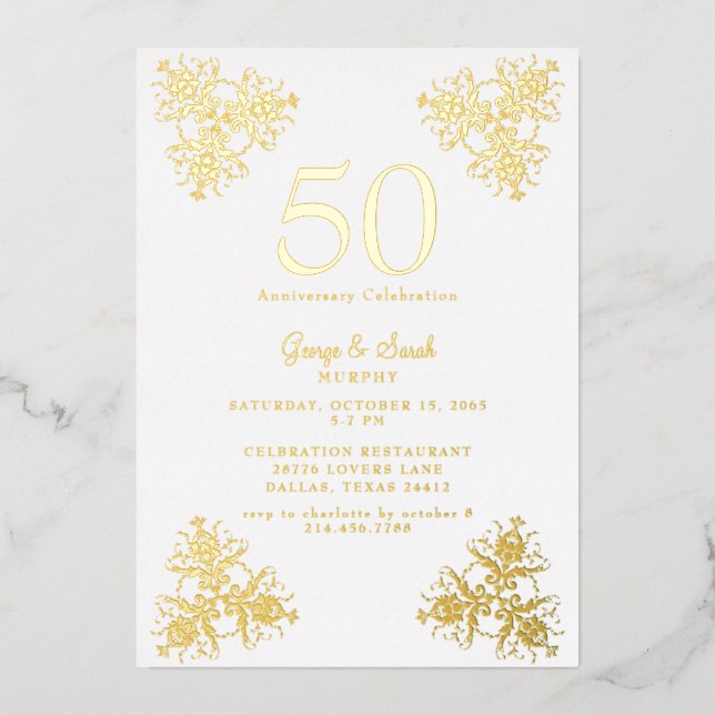 Invitation En Aluminium Gold Foil Nous faisons toujours la fête de l'anniv (Recto)
