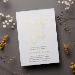 Invitation En Aluminium Golden Script 21e fête d'anniversaire<br><div class="desc">Célébrez son anniversaire d'étape avec ces invitations chic à la fête de 21e anniversaire avec "vingt et un" en écriture manuscrite en feuille d'or moderne. Personnalisez avec les détails de votre fête en dessous. Un choix inoubliable et luxueux pour fabuleuses fêtes du 21e anniversaire.</div>