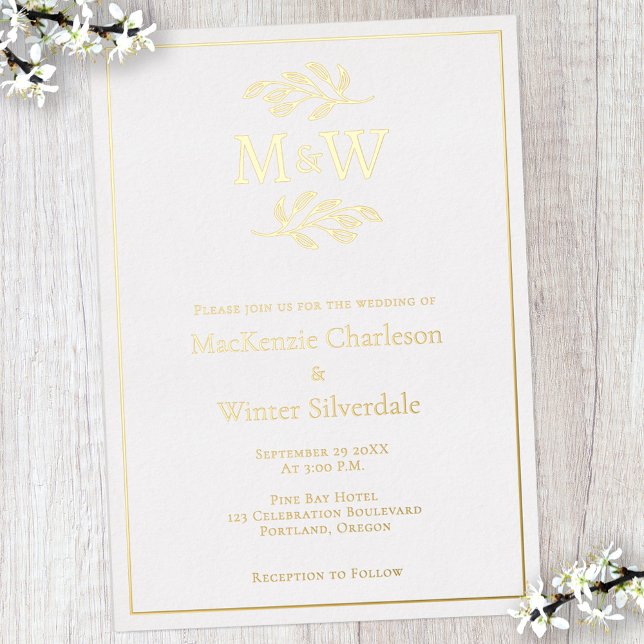 Invitation En Aluminium Initiales de monogramme de couple de mariage minim (Modern gold foil wedding invitation with couple initials monogram and botanical leaf line art)