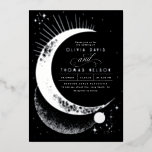 Invitation En Aluminium Mariage Boho de nuit étoilé de la lune de croissan<br><div class="desc">Cette faire-part de mariage porte sur l'aventure passionnante à venir, parfaite pour ces thèmes de rêve comme "Under the Stars", "Written in the Stars" ou "To the Moon and Back". Il représente magnifiquement un ciel nocturne rempli de mystère de planètes inconnues, de galaxies lointaines et de constellations anciennes, le tout...</div>