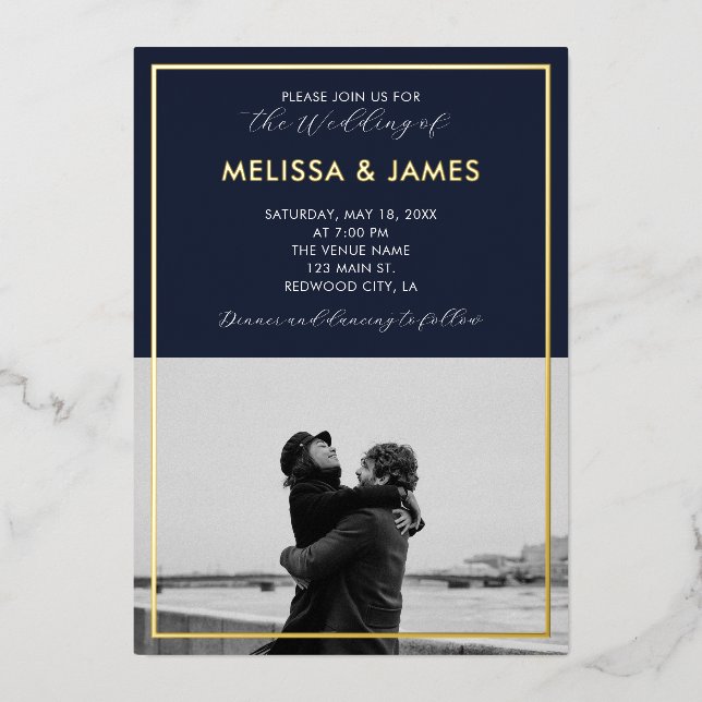 Invitation En Aluminium Minuscule photo de script moderne bleu marine (Recto)