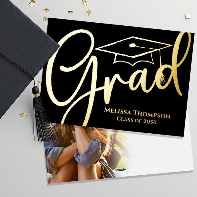 Invitation En Aluminium Modèle photo de graduation Gold Script (Gold foil graduation photo card invitation announcement. )