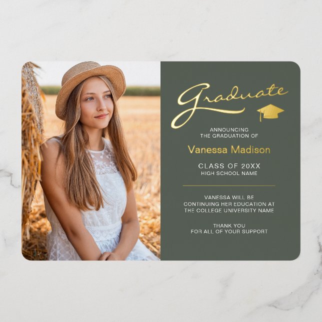 Invitation En Aluminium Moderne 2 Photo Sage Green & Gold Foil Grad Card (Recto)
