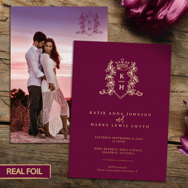 Invitation En Aluminium Monogramme crête couronne de coeur vin noir rouge  (Créateur téléchargé)