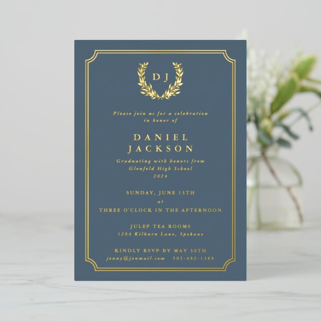 Invitation En Aluminium Monogramme gris-bleu + Laurel Wreath Graduation (Debout devant)