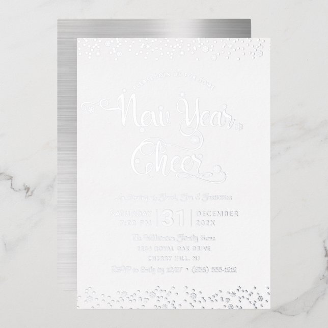 Invitation En Aluminium Nouvelle Année Script Chic Blanc Argent Réel (Recto/Verso)