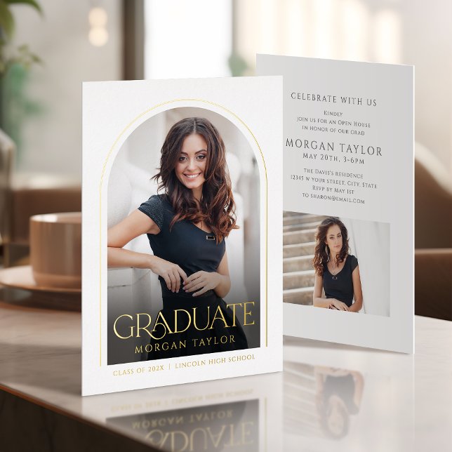 Invitation En Aluminium Or Simple Élégant Script Moderne Archéologie Diplô (Gold Simple Elegant Script Modern Arch Graduation Foil Invitation)