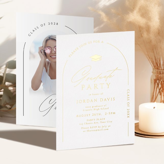 Invitation En Aluminium Or Simple Élégant Script Moderne Archéologie Diplô (Gold Simple Elegant Script Modern Arch Graduation Foil Invitation)