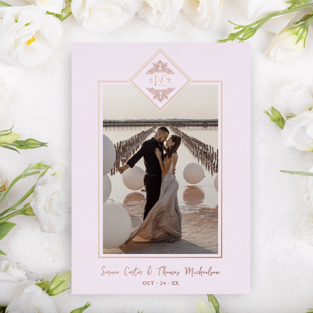 Invitation En Aluminium Pink Sophisticate Flourish Chic Rose Gold Initiale (Créateur téléchargé)