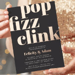 Invitation En Aluminium Pop moderne | Partie d'engagement<br><div class="desc">Les invitations aux fêtes de fiançailles modernes et minimalistes présentent un style chic noir et blanc avec un "clink pop fizz" dans des lettres rétro roses surdimensionnées en feuille d'or. Personnalisez avec les détails de votre célébration fiançailles sous. Les invitations se retournent vers un motif d'étoiles colorées.</div>