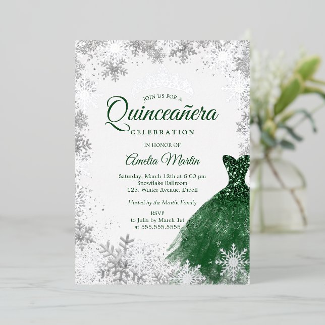 Invitation En Aluminium Quinze ans Silver Emerald Winter Snowflake Quincea (Debout devant)