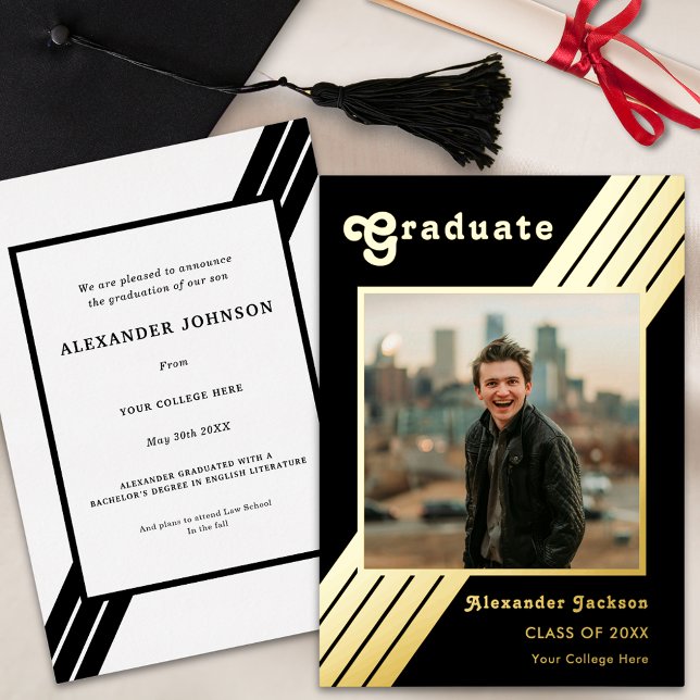 Invitation En Aluminium Retro Stripe Gradupe Photo noir et or (Retro groovy typography graduate photo black and gold foil bold stripes Graduation announcement card)