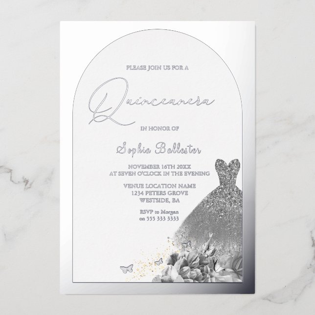 Invitation En Aluminium Robe enchantée Floral Quinceanera Argent (Recto)