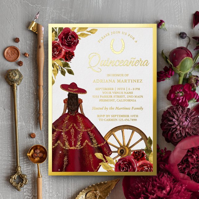 Invitation En Aluminium Robe Florale Rouge Bourgogne Charro Quinceanera Or (Créateur téléchargé)