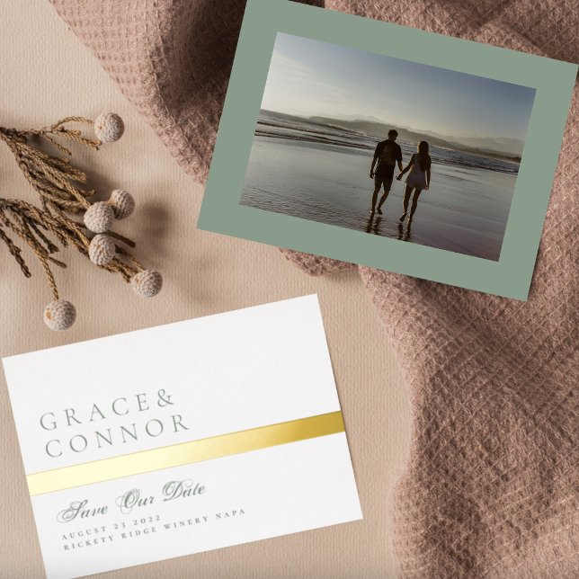 Invitation En Aluminium Sage Green Golden Stripe Photo Enregistrer La Date (Créateur téléchargé)