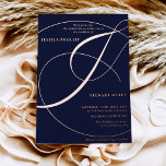 Invitation En Aluminium Script ampersand calligraphie mariage or rose<br><div class="desc">Chic et élégant vrai rose de la calligraphie feuille d'or faire-part de mariage avec et fleurit l'esperluette sur bleu marine. Avec un magnifique script de calligraphie de brosse.</div>