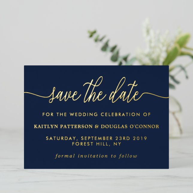 Invitation En Aluminium Simple Script Enregistrer la date Real (Debout devant)