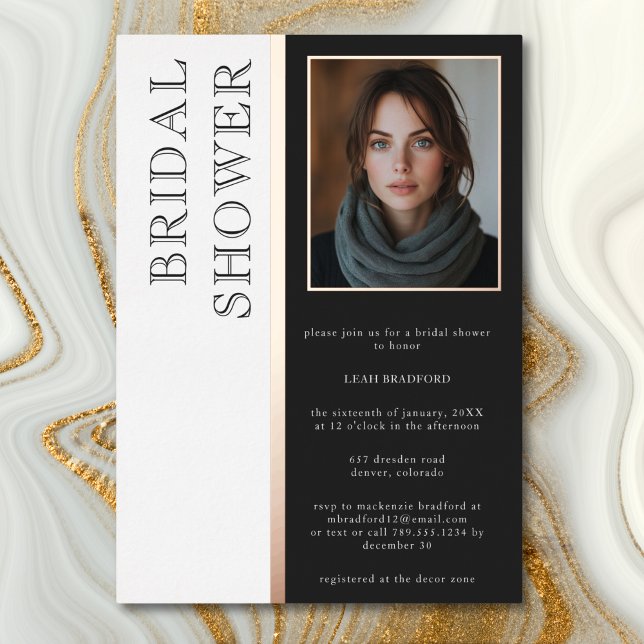 Invitation En Aluminium Typographie moderne Fête des mariées photo noir bl (Modern Typography Black White Photo Bridal Shower Foil Invitation)