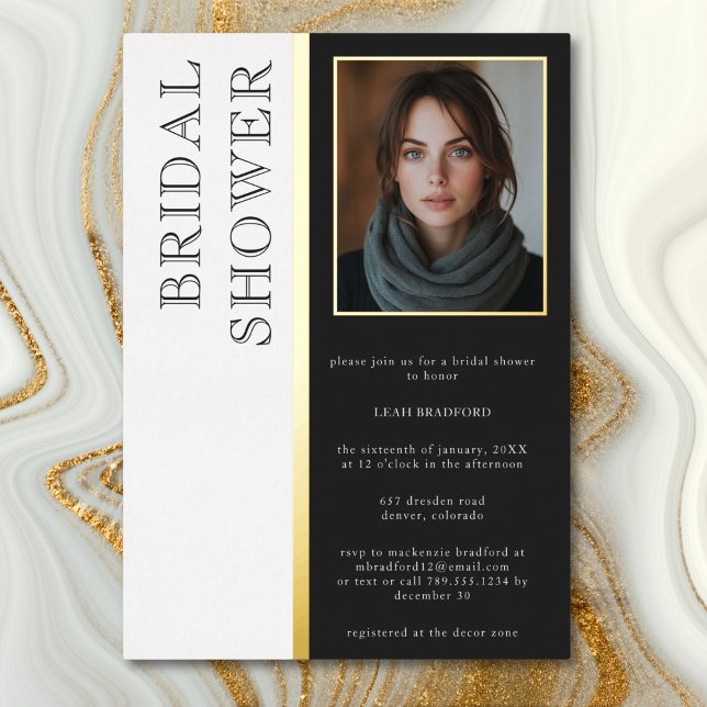 Invitation En Aluminium Typographie moderne Fête des mariées photo noir bl (Modern Typography Black White Photo Bridal Shower Foil Invitation)