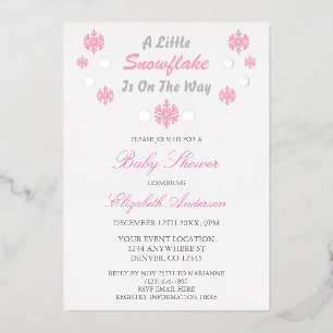 Invitation En Aluminium Un Petit Flocon De Neige Se Trouve Sur Le Chemin D