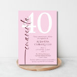Invitation Espagnol minimaliste Bourgogne rose 40e anniversai<br><div class="desc">Celebra su 40º cumpleaños con estilo con nuestra invitación moderna y chic en español, que presenta una elegante paleta de colores en rosa, burdeos y blanco. El maladie cuenta con un fondo rosa claro y la palabra "cuarenta" escrita en manuscrito burdeos a lo largo del lado izquierdo. El número 40...</div>