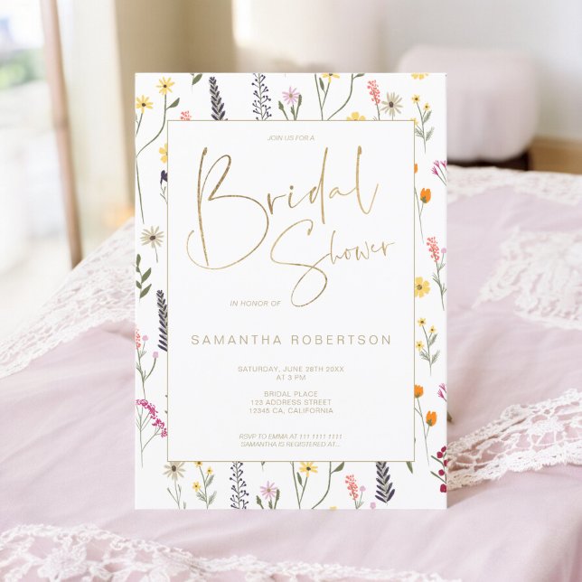 Invitation Été chic fleurs sauvages or script nuptiale douche (Summer chic wild flowers gold script bridal shower invitation)