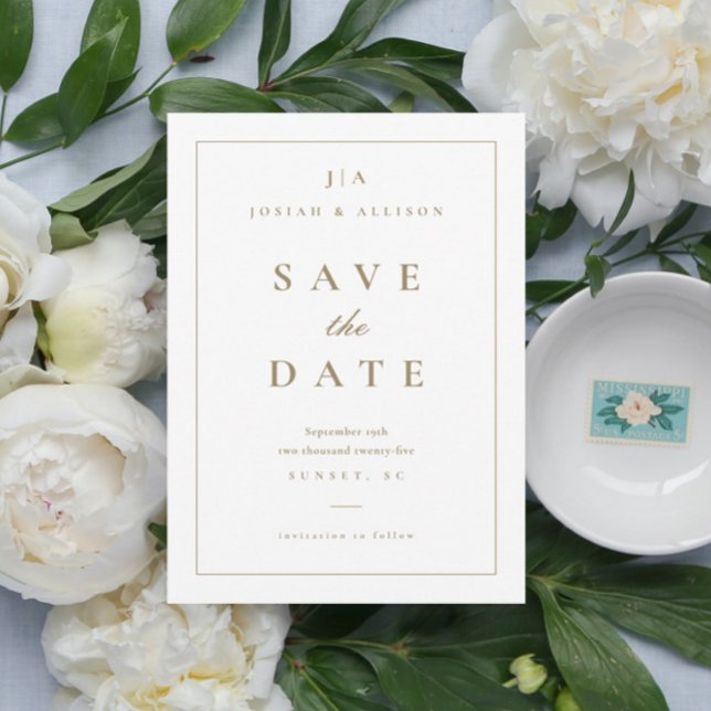 Invitation Événement Classique Monogramme (Classic and elegant wedding monogram save the date announcement card.)