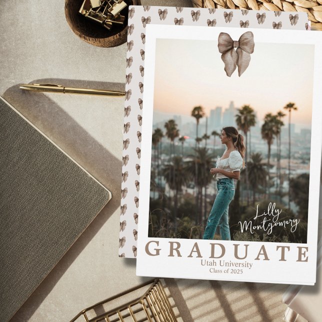 Invitation Faire annonce de remise de diplôme avec un nœud be (Créateur téléchargé)