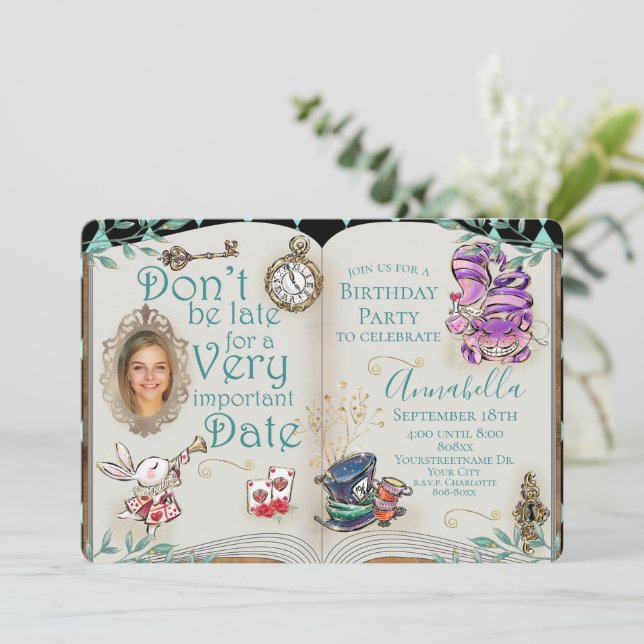 Invitation Fairy Tale thème Alice au pays des merveilles Phot (Debout devant)