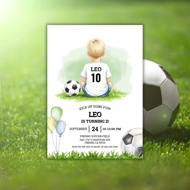 Invitation Faisons la fête avec un ballon de foot pour le gar (Kick up some fun soccer kids birthday party invitation)