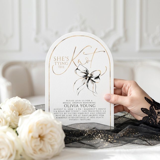 Invitation Fancy Black Bow Elle Noue Le Nœud Enterrement de V (She's Tying The Knot Bridal Shower Invitation)