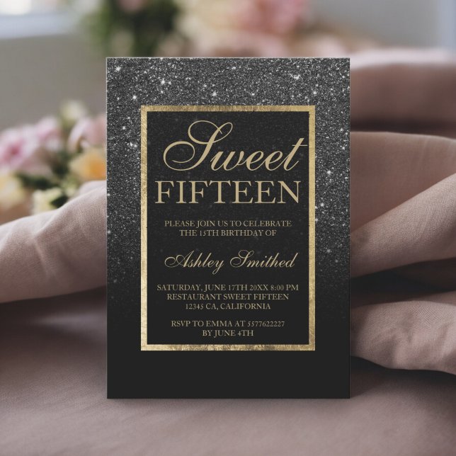 Invitation Faux noir parties scintillant or élégant chic Swee (Faux black glitter gold elegant chic Sweet 15 Invitation)