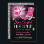 Invitation Faux Parties scintillant Disco Rose Cowgirl Sweet<br><div class="desc">Faites votre fête dans le style rétro des années 70 avec cette parties scintillant faux rose et argent et rose disco miroir boule "Disco Cowgirl Sweet 16 Party" design. Conception composite par Holiday Hearts Designs (droits réservés).</div>