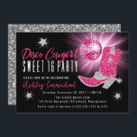 Invitation Faux Parties scintillant Disco Rose Cowgirl Sweet<br><div class="desc">Faites votre fête dans le style rétro des années 70 avec cette parties scintillant faux rose et argent et rose disco miroir boule "Disco Cowgirl Sweet 16" design de fête. Conception composite par Holiday Hearts Designs (droits réservés).</div>