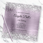 Invitation Faux Shiny Silver Parties scintillant Lavender Foi<br><div class="desc">Une invitation glamour monogrammée de 40ème anniversaire pour elle. Faux parties scintillant brillante en argent avec éclat contre une fausse lave pâle violet feuille de métal brossé image graphique. On peut customiser le monogramme de calligraphie noir et blanc au centre. Tous les éléments brillants et brillants de ce design girly...</div>