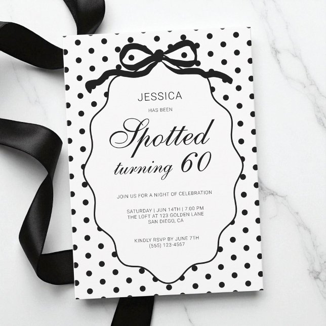 Invitation Fête d'anniversaire 60 ans à pois avec un nœud (Polka Dot Bow Spotted Turning 60th Birthday Party Invitation)