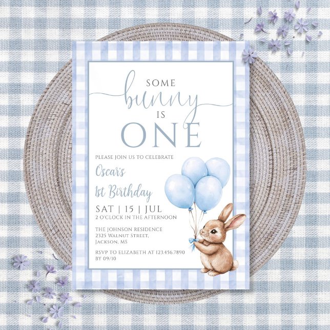 Invitation Fête d'anniversaire de 1 an de Some Bunny Is One B (Some Bunny Is One Blue Balloons 1st Birthday Party Invitation)